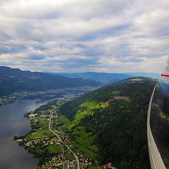 Flugwegposition um 16:24:58: Aufgenommen in der Nähe von Feldkirchen in Kärnten, Österreich in 618 Meter